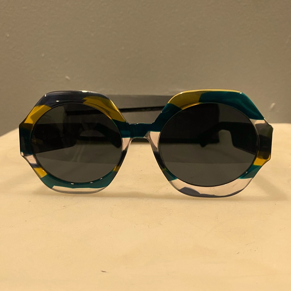 Christian Dior - Diorspirit sunglasses